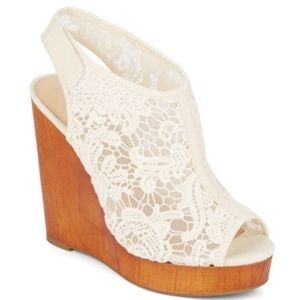 Lucky Brand ivory lace wedges